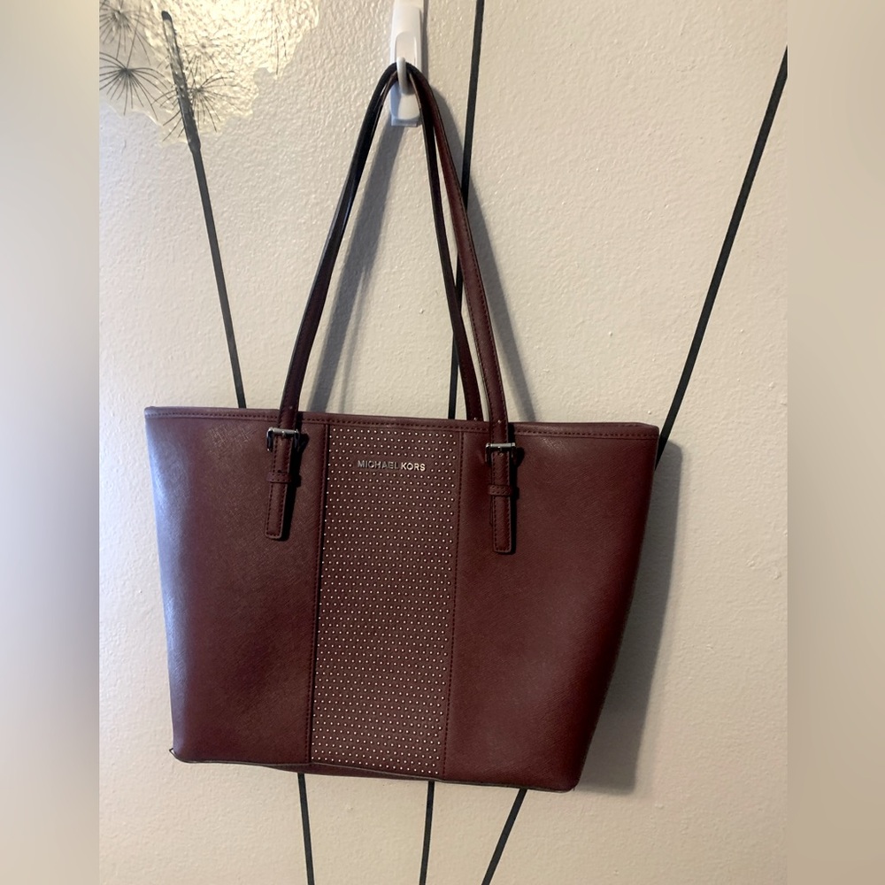 Michael Kors Precious Plum Saffiano Leather Tote Silver Stud Great Condition